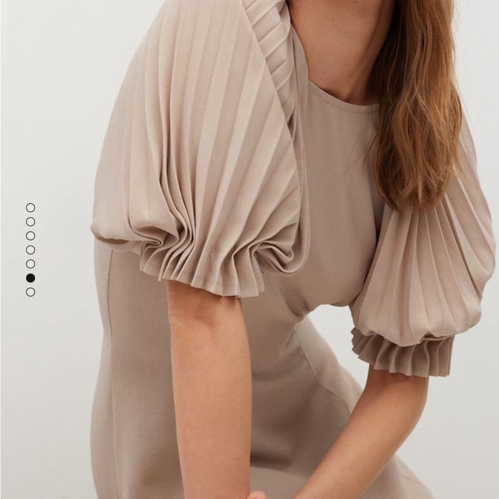 NWT Mango pleated sleeve dress